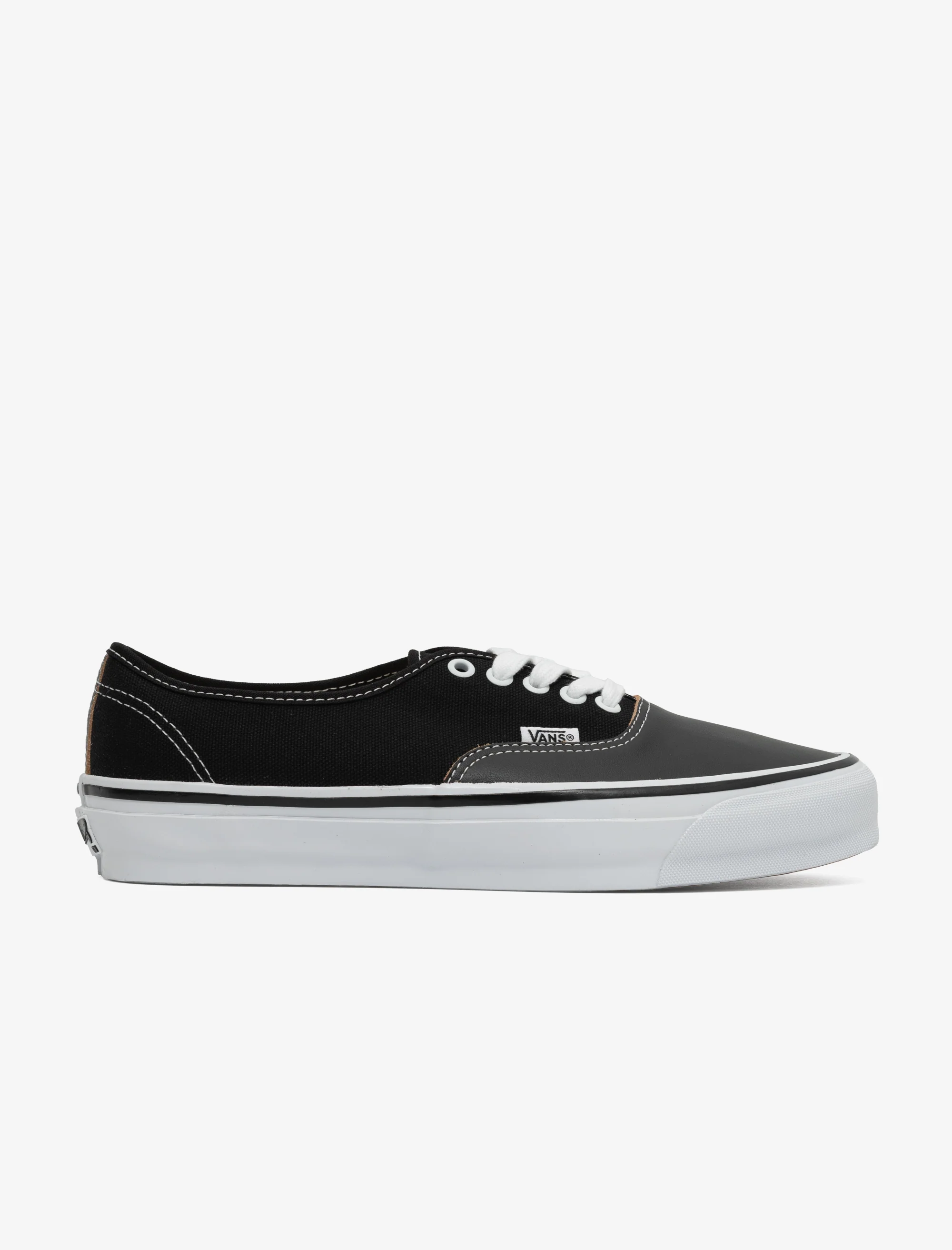 OTW Authentic 44 Siped Vibram (Black)