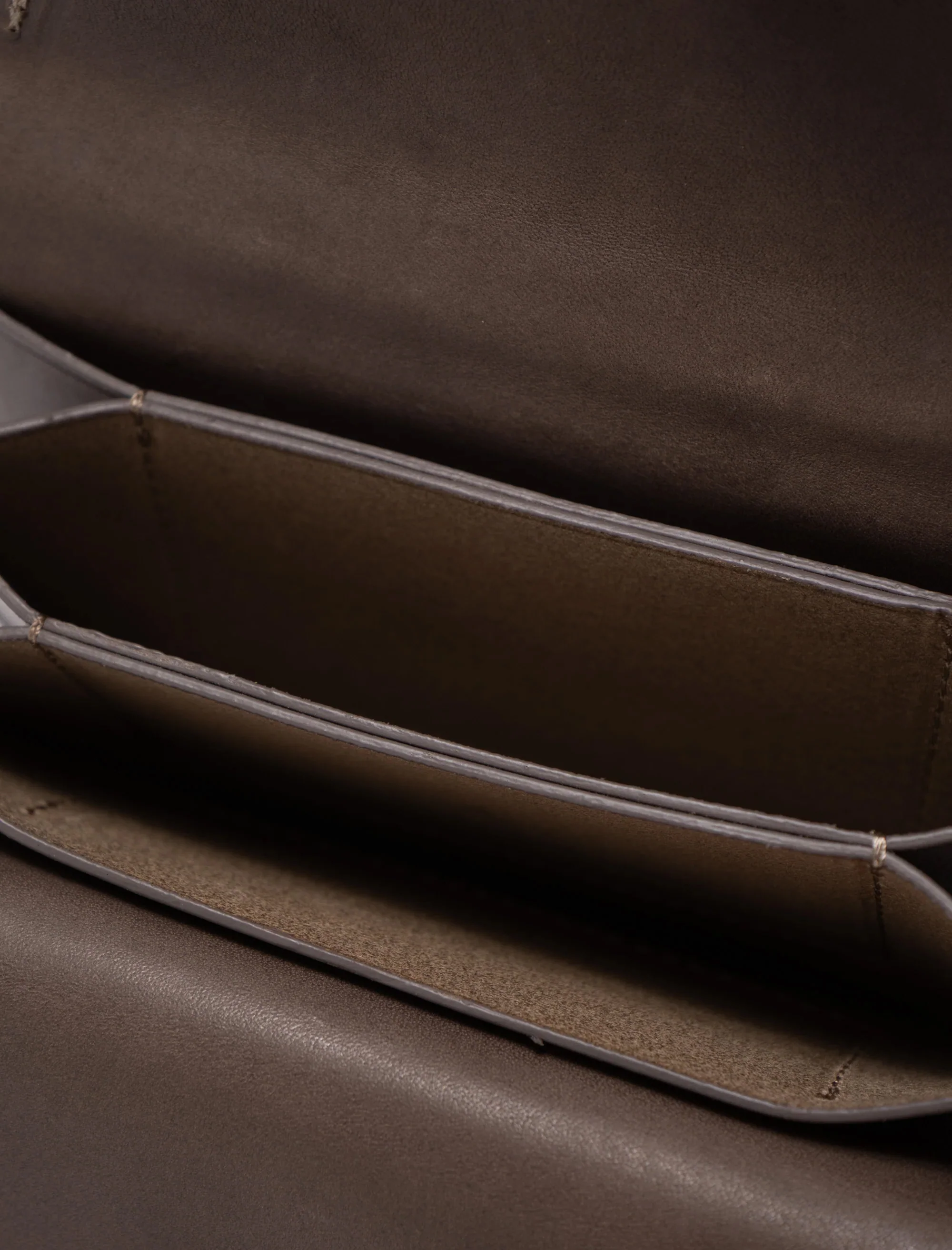 Kaptain Sunshine Leather Pouch (Brown Smooth) - Image 4